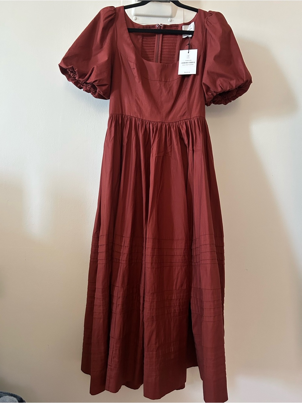 NEW Reformation Everlynn dress in color Fig Jam